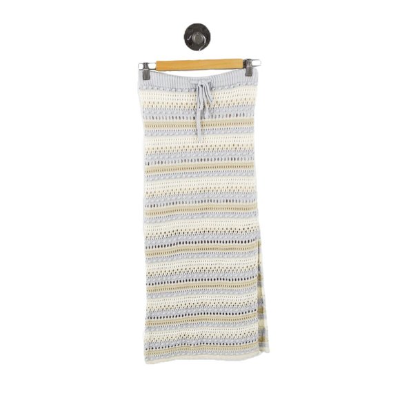Jessica Simpson Crochet Maxi Skirt #211-21 - Picture 1 of 3